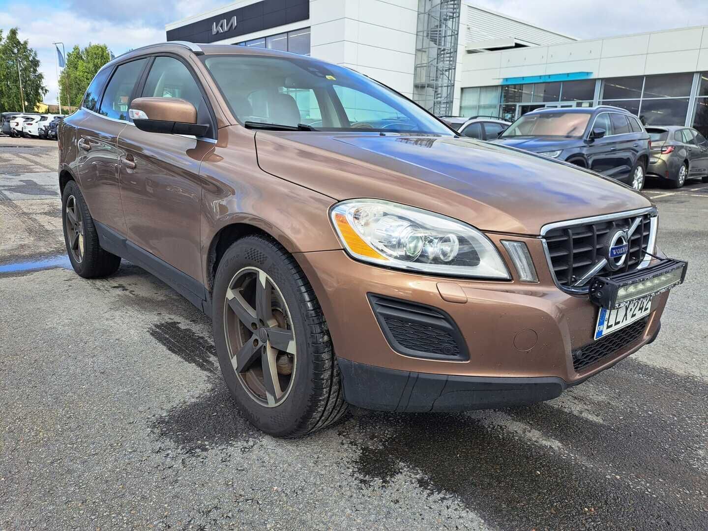 Volvo XC60 D5 AWD Summum aut 2013, photo 1/13