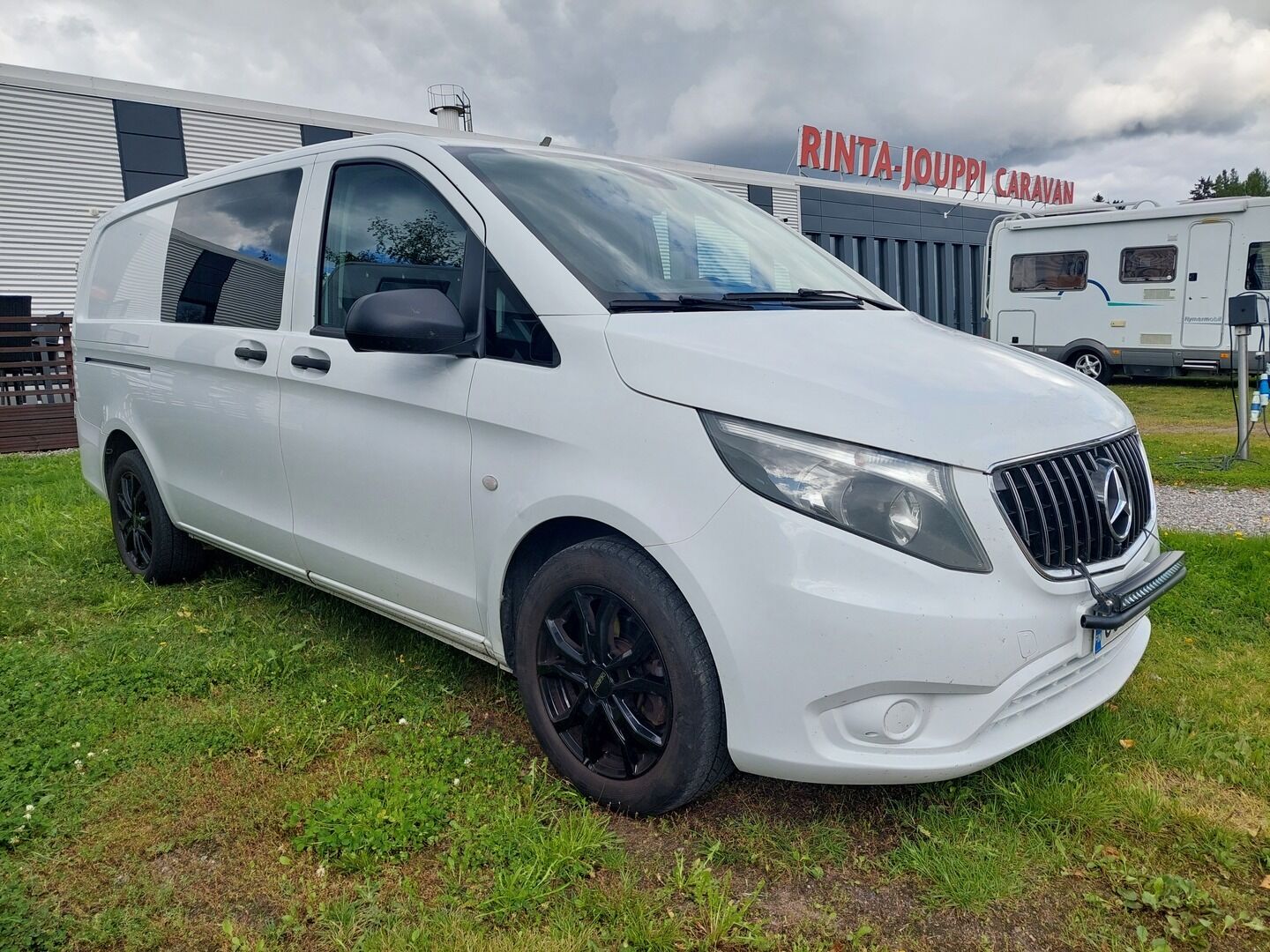 Mercedes-Benz Vito 111 CDI keskipitkä 2015, kuva 1/17