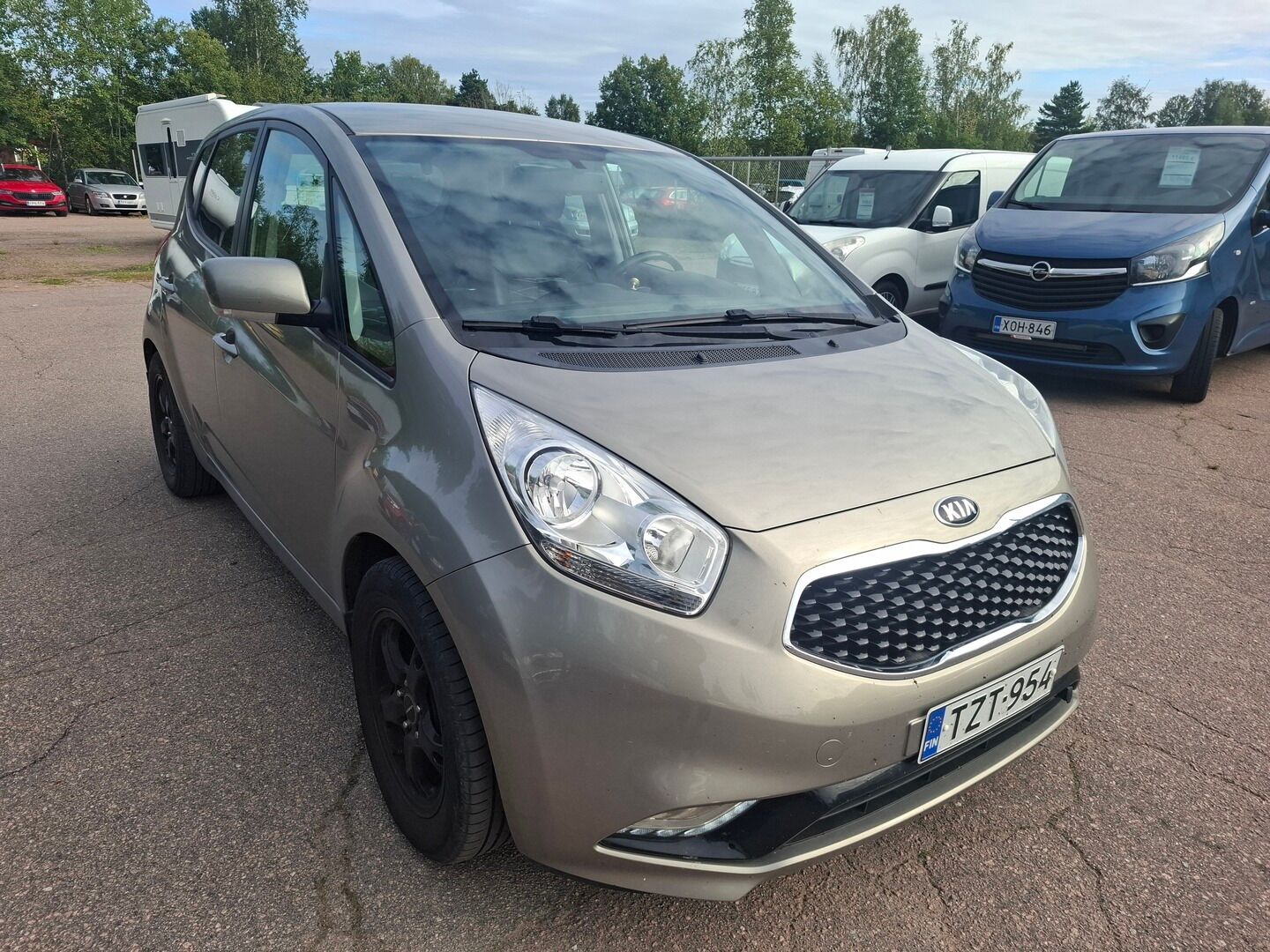 Kia Venga 1,6 TX 5D A/T 2015, photo 1/6