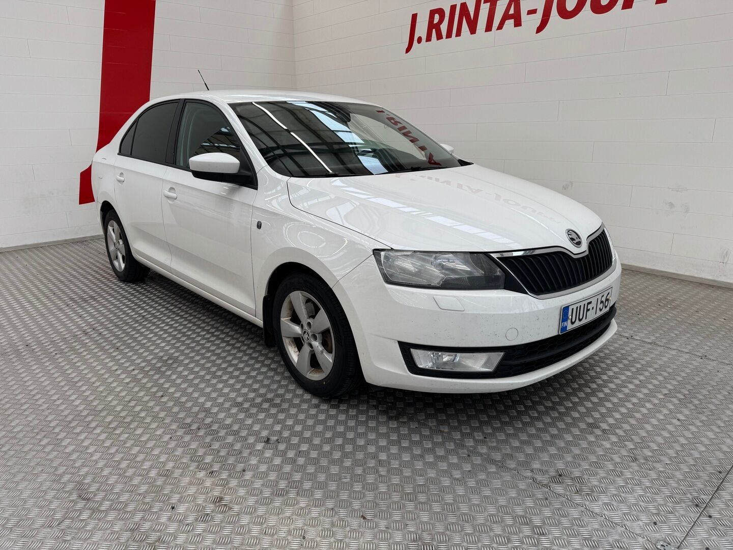 Skoda Rapid 1,4 TSI Elegance DSG Autom. 2013, photo 1/9