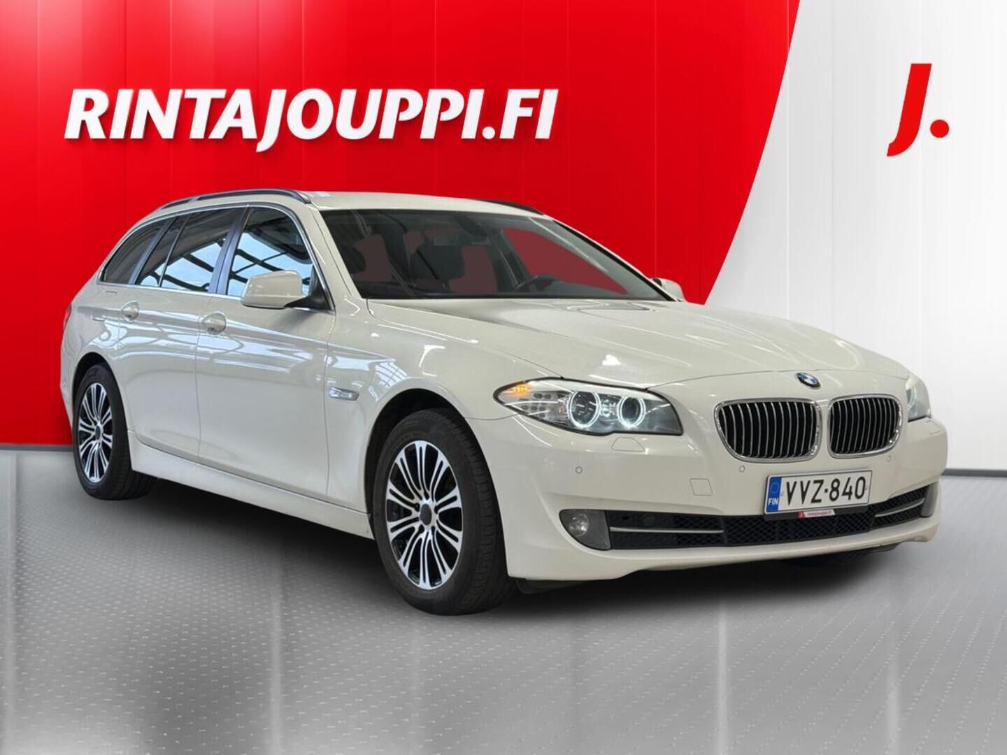 BMW 520 Sport A F11 Touring Business 2011, photo 1/22